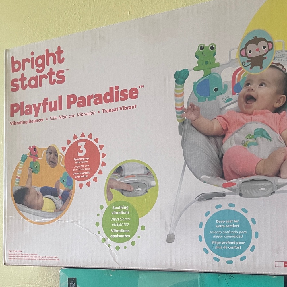 Bright Starts Playful Paradise Vibrating Bouncer - Multicolor - Picture 2 of 5